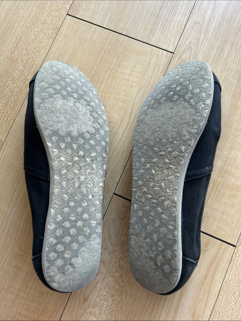2 pairs of Alpargata Toms in Black & Navy - Picture 3 of 9